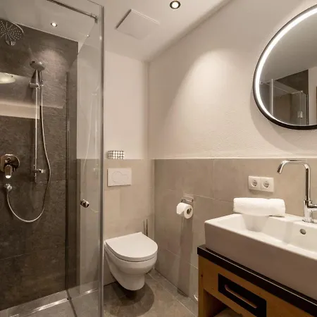 Apartment Alma *